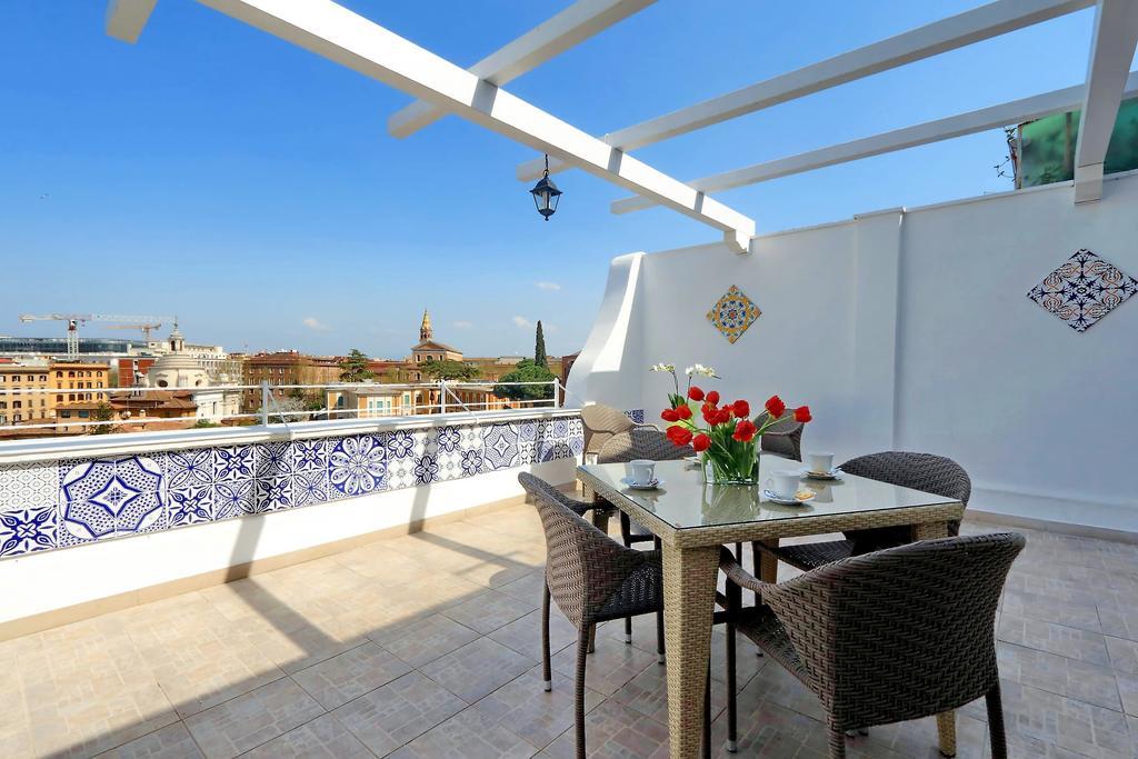 Colosseum Terrace Suite โรม ภายนอก รูปภาพ