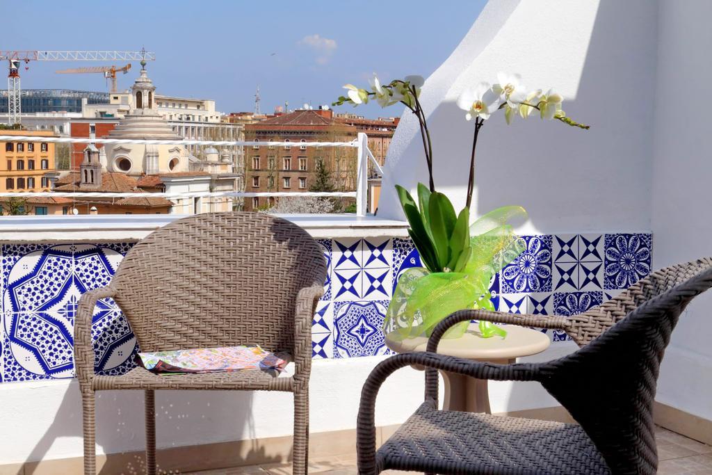 Colosseum Terrace Suite โรม ภายนอก รูปภาพ