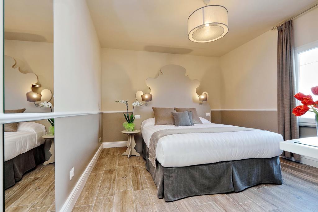 Colosseum Terrace Suite โรม ภายนอก รูปภาพ