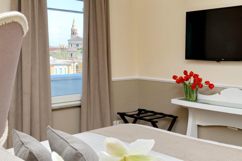 Colosseum Terrace Suite โรม ภายนอก รูปภาพ