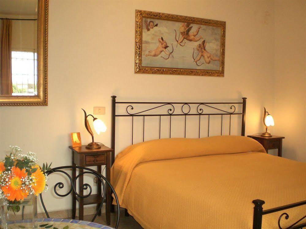 Colosseum Terrace Suite โรม ภายนอก รูปภาพ