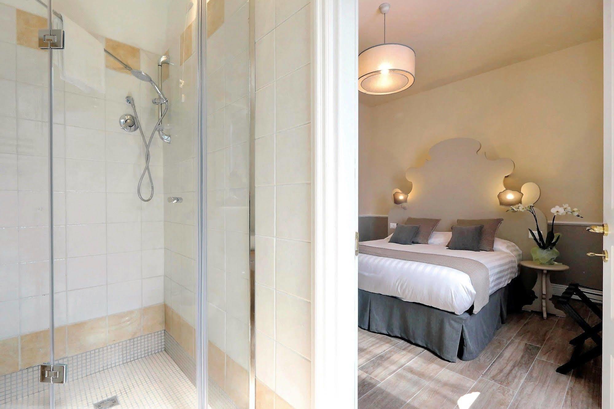 Colosseum Terrace Suite โรม ภายนอก รูปภาพ