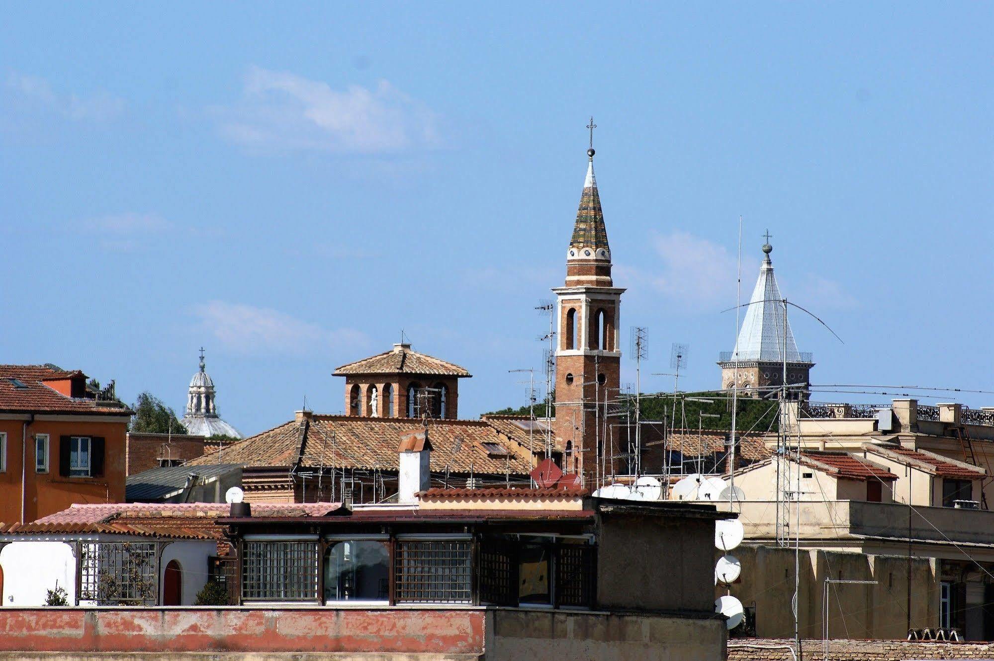 Colosseum Terrace Suite โรม ภายนอก รูปภาพ